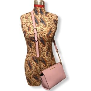 Steve Madden lavender crossbody